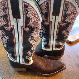 Ariat women's cowboy boots